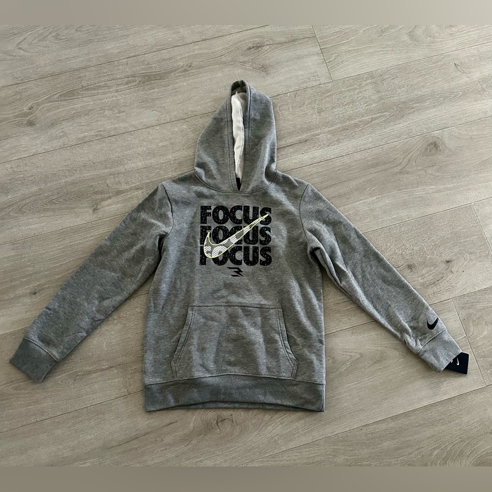 NWT Nike boys XL HOODIE SWEATSHIRT